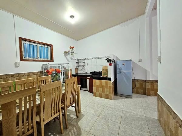 BÁN GẤP NHÀ SRXD NGAY GA ĐÀ LẠT GIÁ RẺ 3.29 TỶ - Ảnh 2